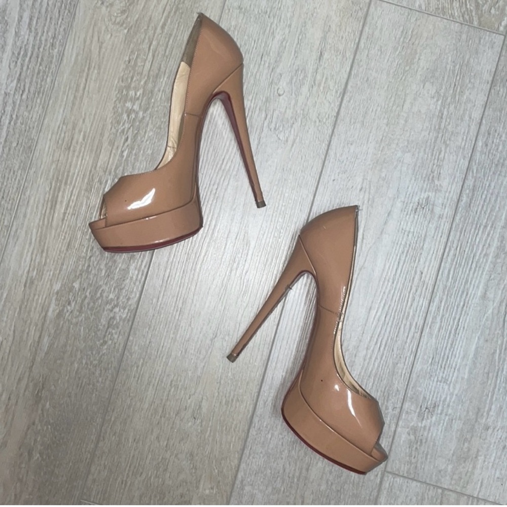 Authentic christian louboutin heels